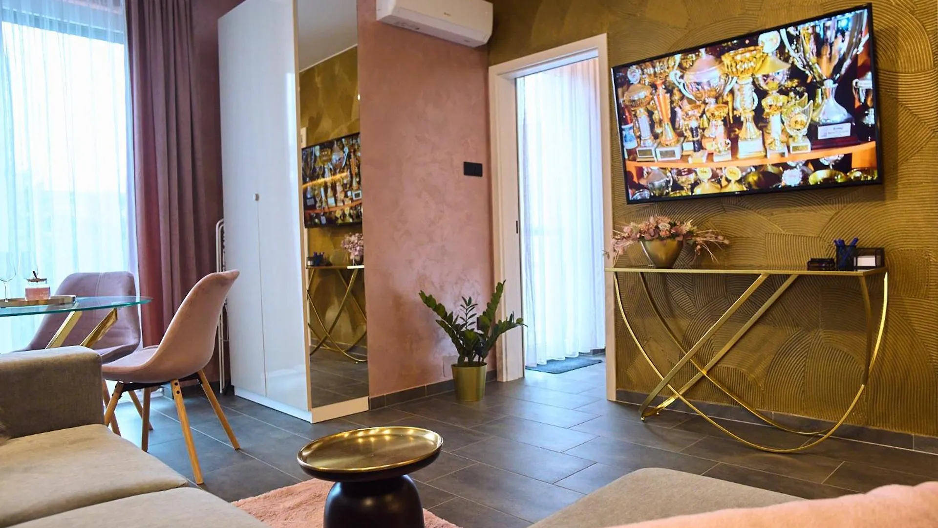 Apartament Sunlight Brillante Szeged - Exclusive 0*,